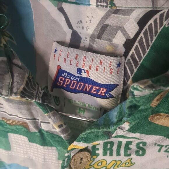 MLB Official Reyn Spooner Oakland Athletics Hawaiian Shirt M Medium - Picture 3 of 8